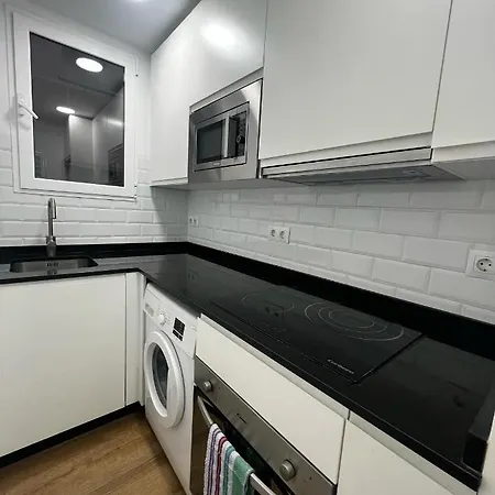 Train Station Apartment *